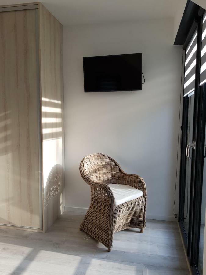 Dom Jan Villa โปเบียโรโว ภายนอก รูปภาพ